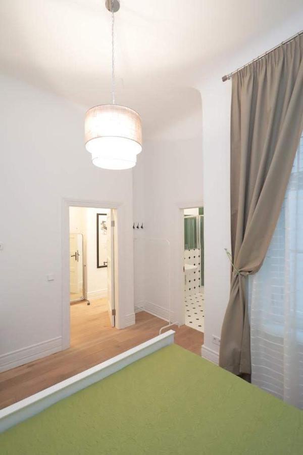 Emilie'S Apartment ريغا المظهر الخارجي الصورة